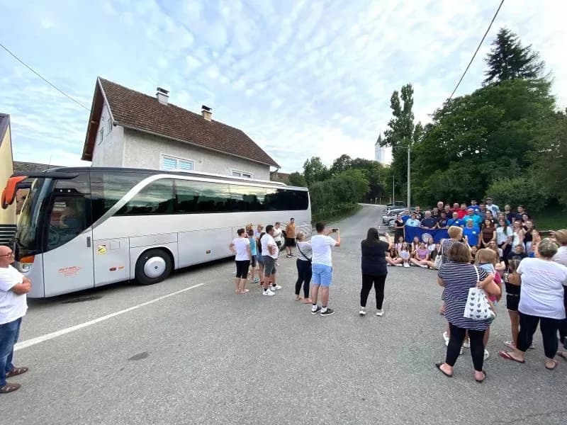 Četrdesetero članova otputovalo u Varnu  na 31. Balkan Folk Fest