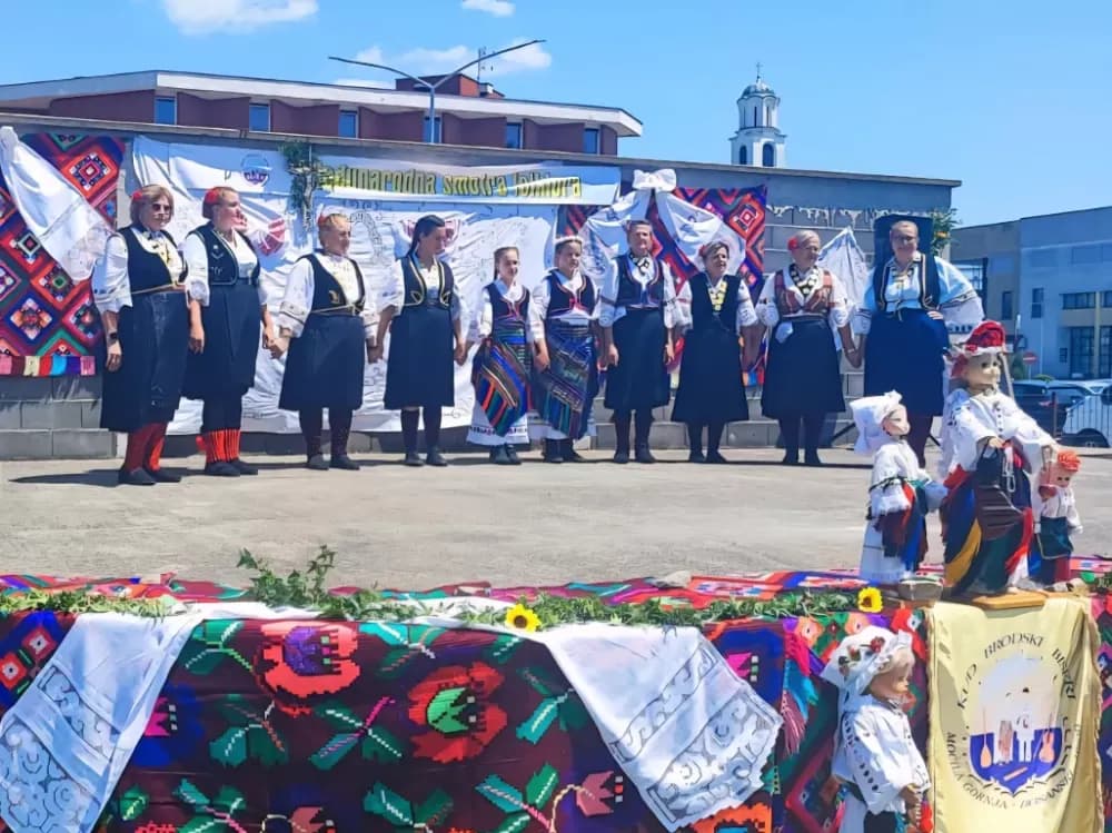 Članovi KUD-a Bektež na proslavi sv. Ilije proroka u Brodu - Bosanskoj posavini