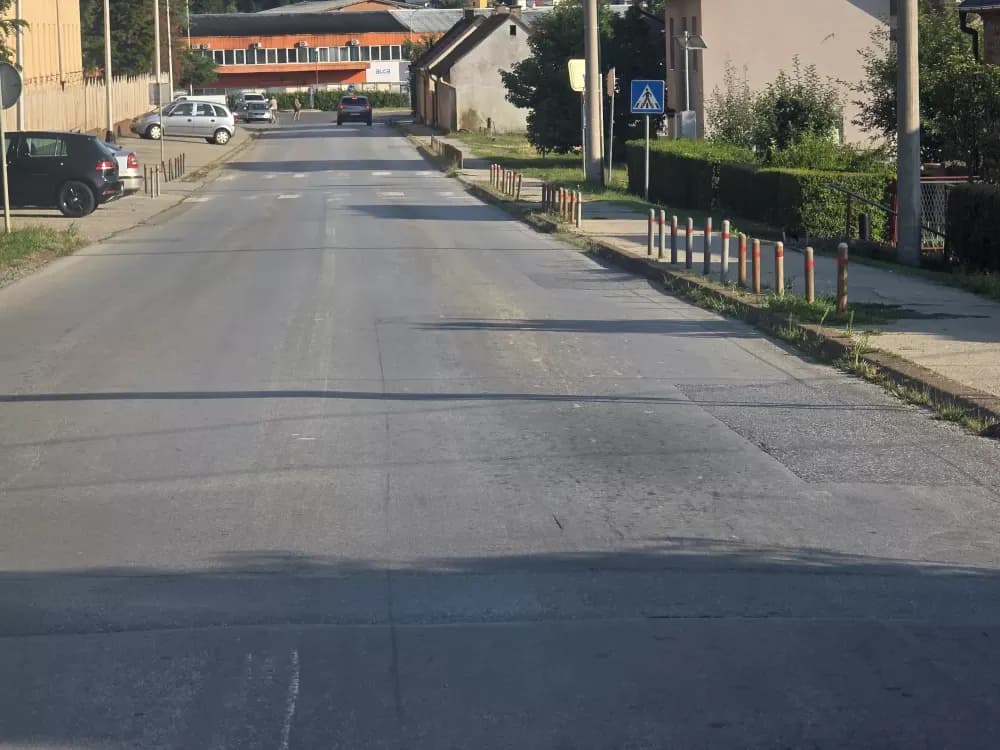 Slalom na kolniku požeške ulice – opasnost za promet