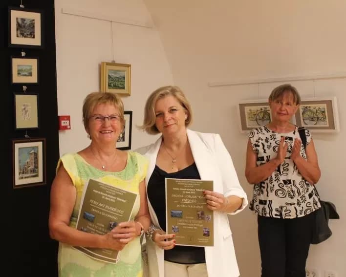 GRADSKI MUZEJ U POŽEGI:  Otvorena izložba likovnih minijatura sa 96 radova od 58 autora