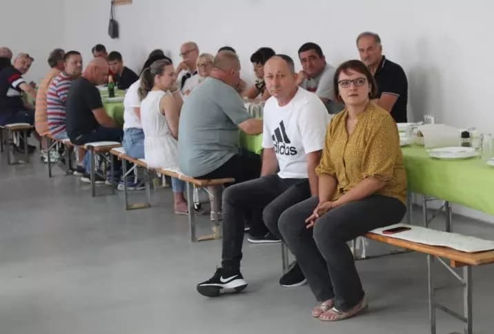 Druženje osoba s invaliditetom na prostoru Grbavice u Pleternici