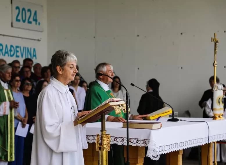 Prečasni pleternički župnik Antun Ćorković služio oproštajnu i zahvalnu svetu misu