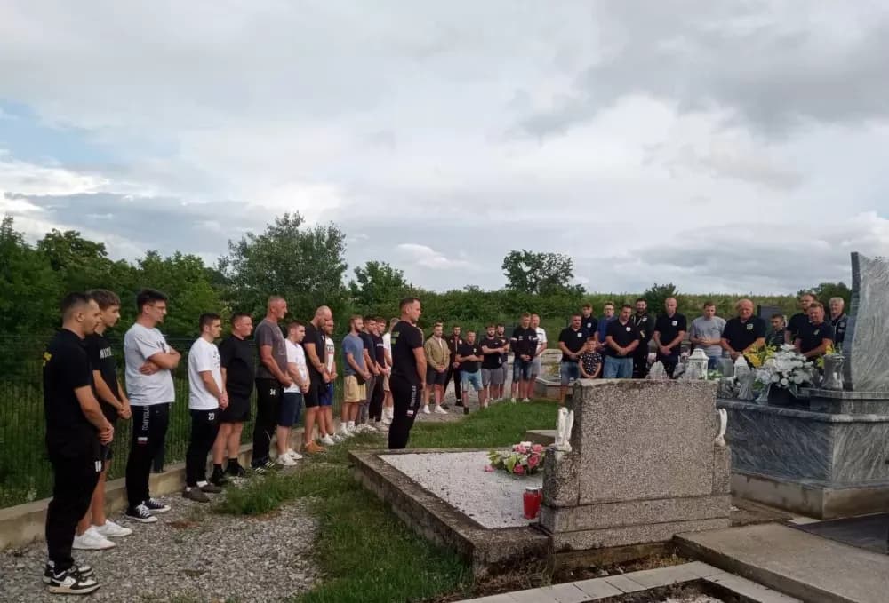 EMOTIVAN SPOJ SJEĆANJA I SPORTA:  Druga memorijalna utakmica u čast Ivice Uremovića