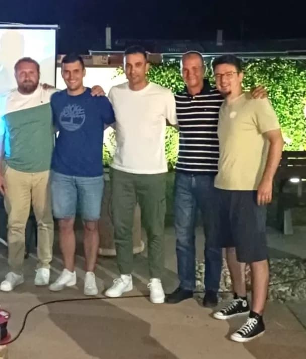 KVIZ OPĆEG ZNANJA U PLETERNICI:  Prvo mjesto osvojila ekipa „Linđo“ iz Požege