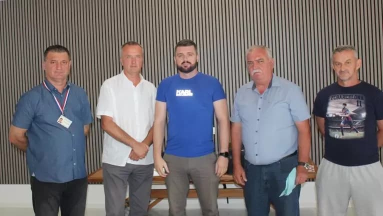 MEĐUNARODNI ŠAHOVSKI TURNIR U ČAGLINU: Prvo mjesto osvojio zagrebački velemajstor Mladen Palac