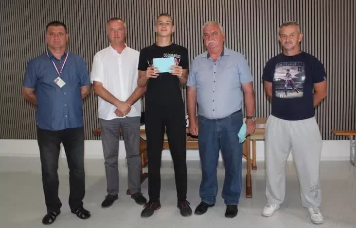 MEĐUNARODNI ŠAHOVSKI TURNIR U ČAGLINU: Prvo mjesto osvojio zagrebački velemajstor Mladen Palac