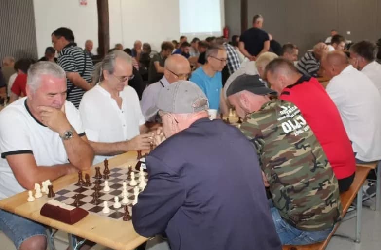 MEĐUNARODNI ŠAHOVSKI TURNIR U ČAGLINU: Prvo mjesto osvojio zagrebački velemajstor Mladen Palac