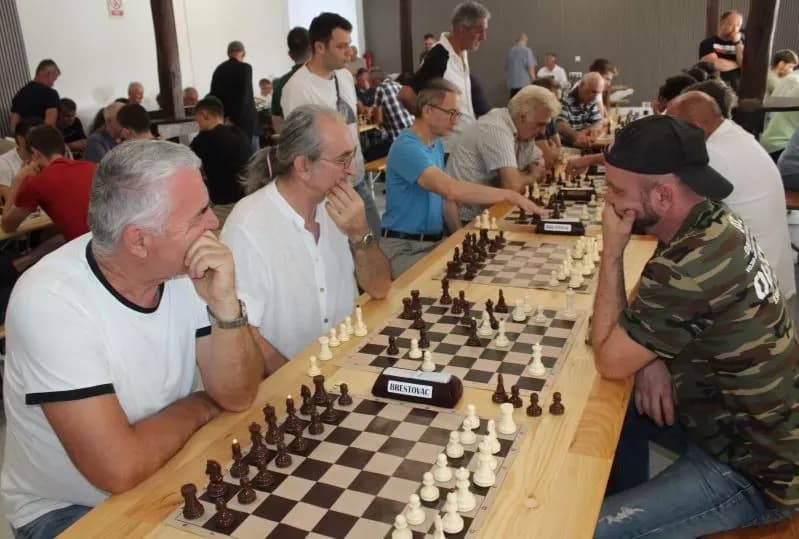 MEĐUNARODNI ŠAHOVSKI TURNIR U ČAGLINU: Prvo mjesto osvojio zagrebački velemajstor Mladen Palac