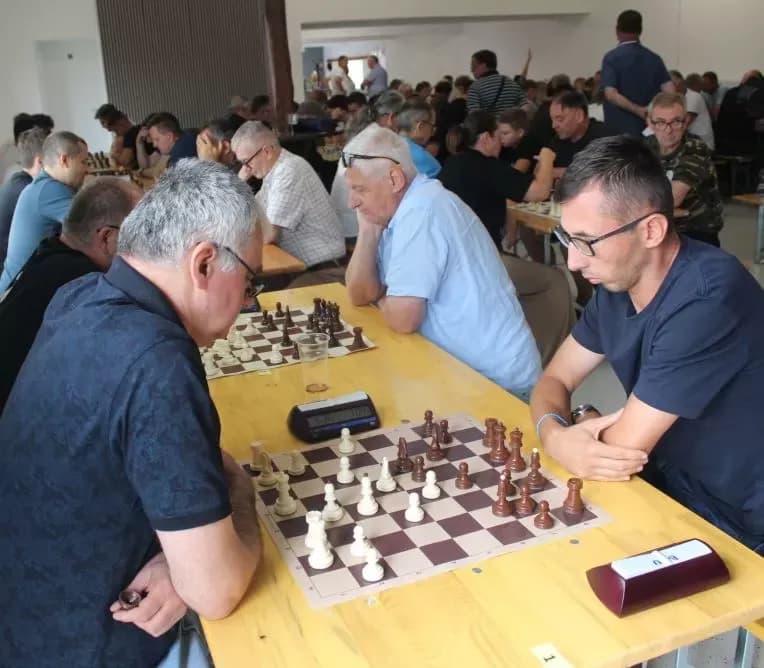 MEĐUNARODNI ŠAHOVSKI TURNIR U ČAGLINU: Prvo mjesto osvojio zagrebački velemajstor Mladen Palac