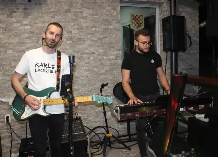„ORLJAVA KUP“ U BRODSKOM DRENOVCU: Obilježena 30. godišnjica osnutka NK Hrvatski dragovoljac