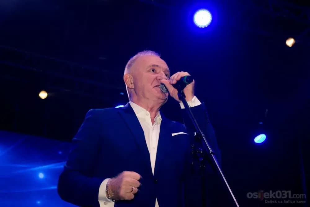 SUMMER FEST 2025.: Mate Bulić u Vetovo na spektakl stiže sa takvog koncerta u rodnoj Blatnici