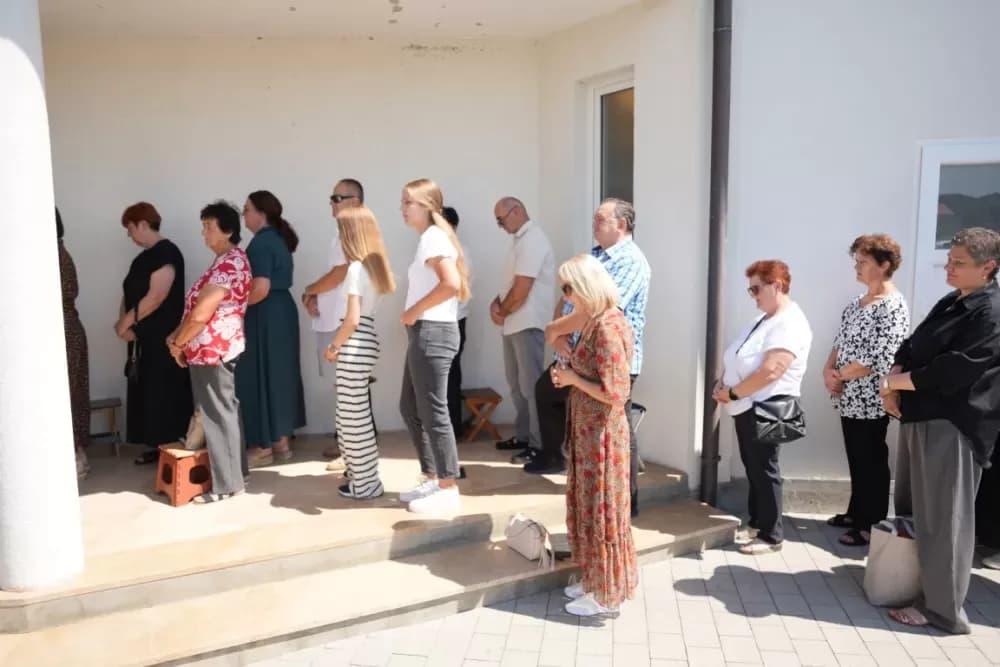 Veliki broj vjernika u Eminovcima proslavio blagdan Velike Gospe
