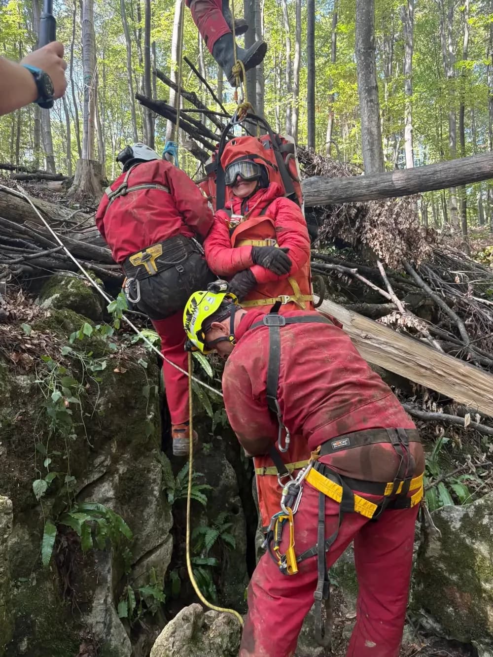 Prva samostalna speleo vježba HGSS Stanice Požega na Papuku
