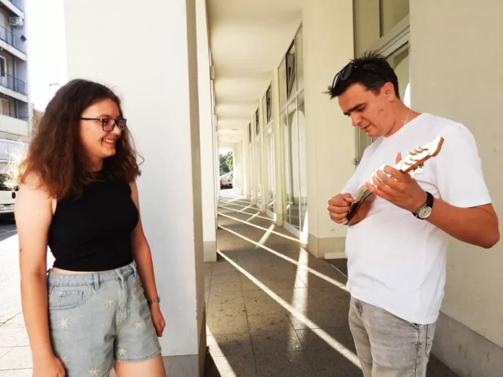 ANTEA GLAVAŠ, PRVA POŽEŽANKA KOJA JE UPISLA STUDIJ TAMBURE NA MUZIČKOJ AKADEMIJI U ZAGREBU:  „Bisernica je moj prvi i konačni izbor“