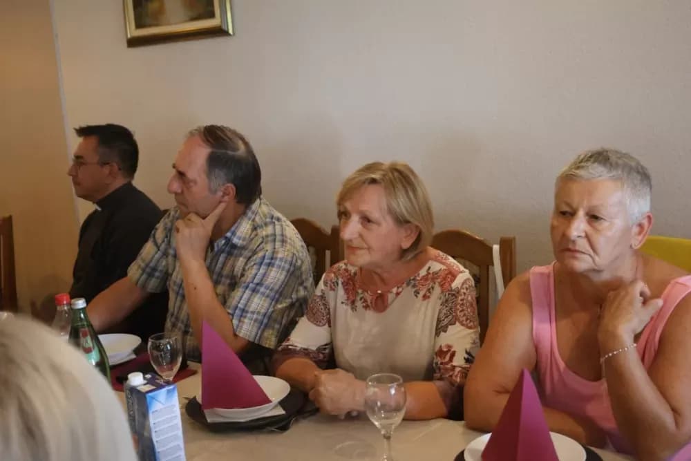 Kutjevački umirovljenici izletima posjetili zagrebački Advent i Aljmaš