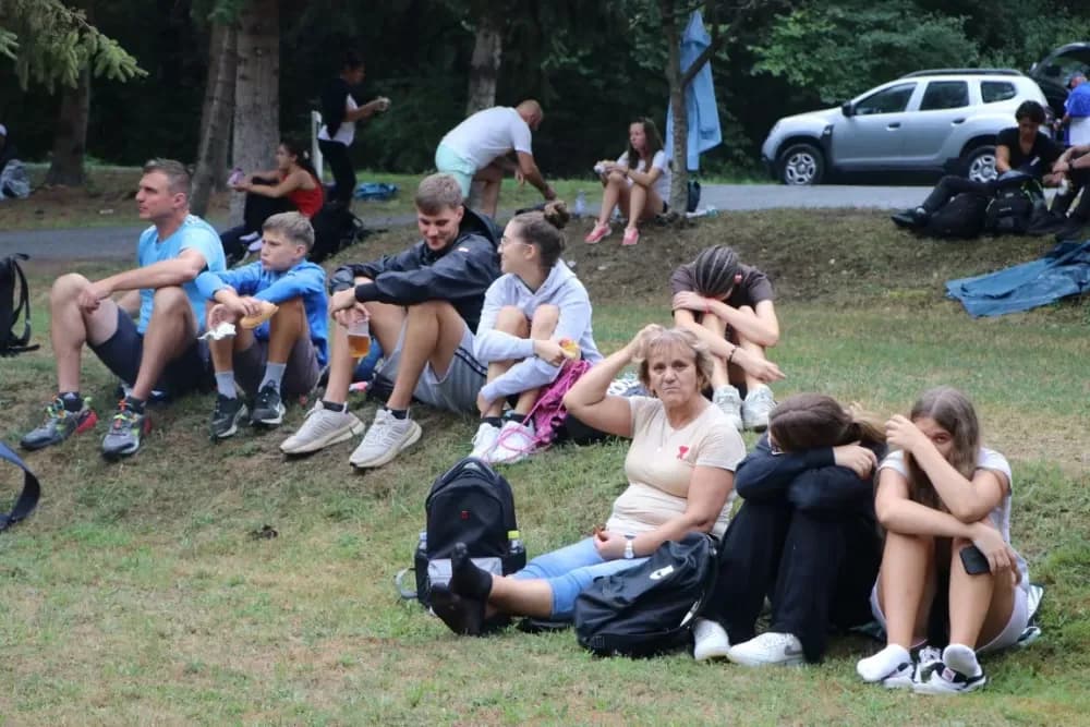 /FOTOGALERIJA/ Hodočasnički hod više od 500 pješaka prema Biskupijskom marijanskom svetištu Voćin
