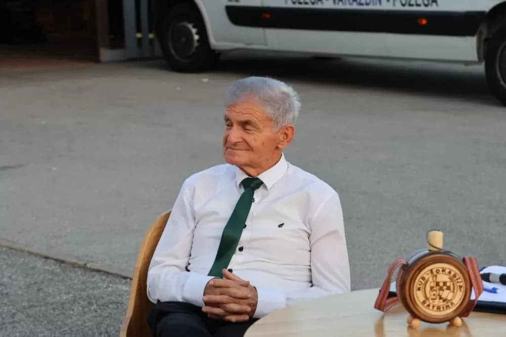 Nizale su se pjesme i napjevi, plesalo se i igralo na 29. Bekteškim susretima