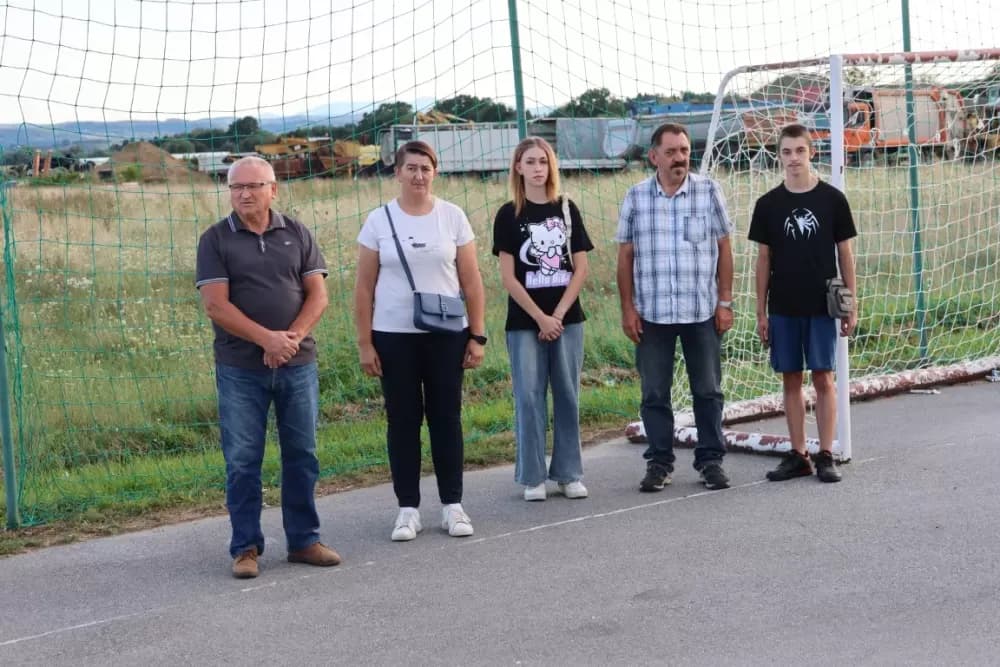 Nizale su se pjesme i napjevi, plesalo se i igralo na 29. Bekteškim susretima