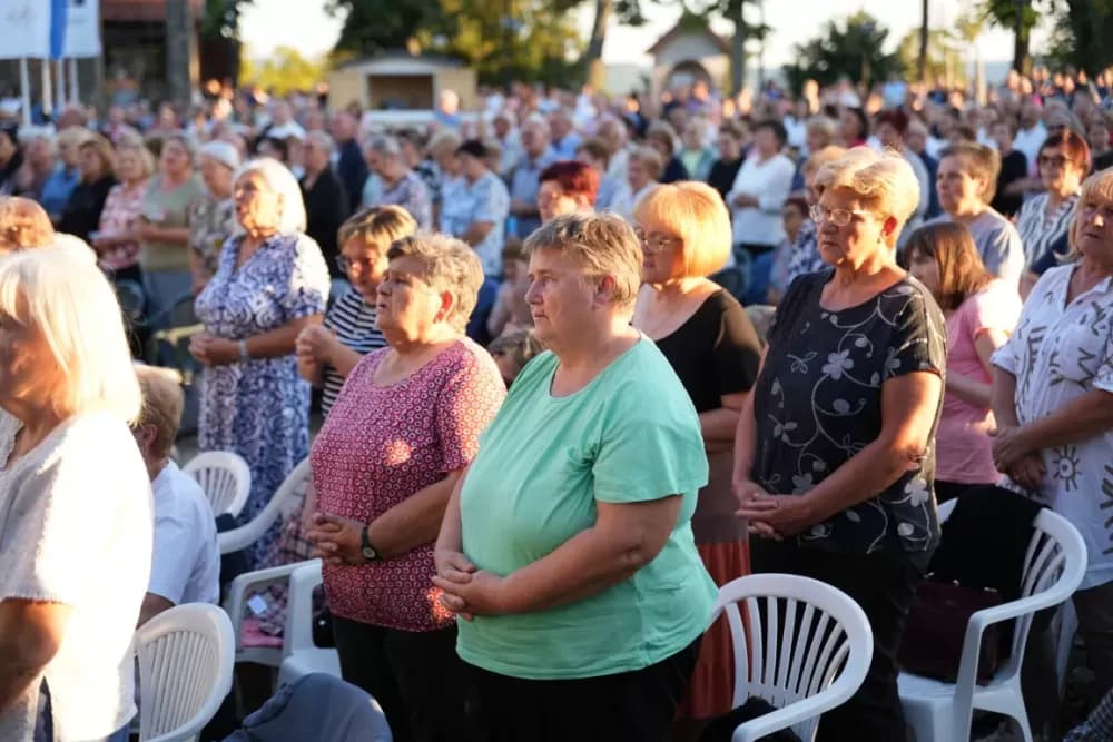 /FOTOGALERIJA/ Treća večer devetnica u Pleternici