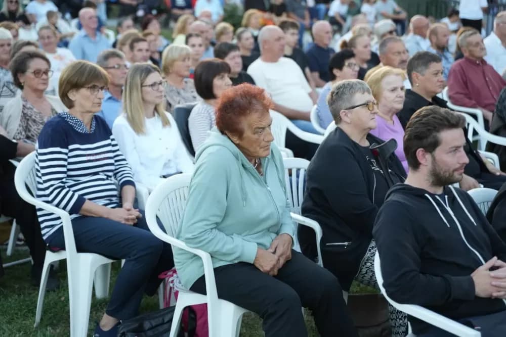 /FOTOGALERIJA/ Treća večer devetnica u Pleternici