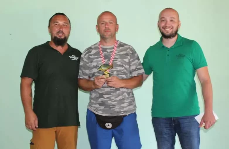 Na jezeru u Zarilcu pobjednici Petar Aračić i Marko Kladarić /FOTOGALERIJA/