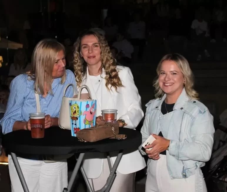 Na Trgu bećarca poslije svete mise održan koncert duhovne glazbe