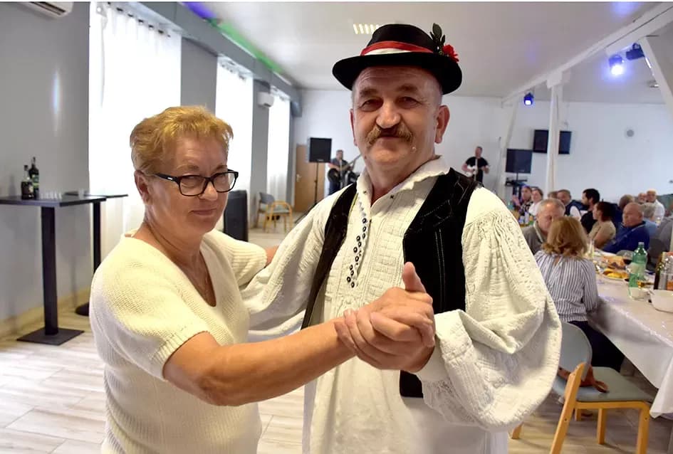 Biškupčan Branko Ivanešić nakon bolesti slavio život uz stotinu rođaka i prijatelja