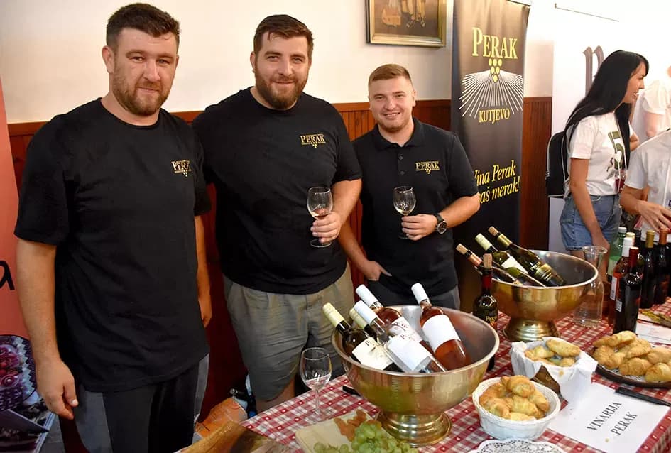 (FOTOGALERIJA) ”Ideš i piješ” umjesto u vinogorju održana u Vatrogasnom domu