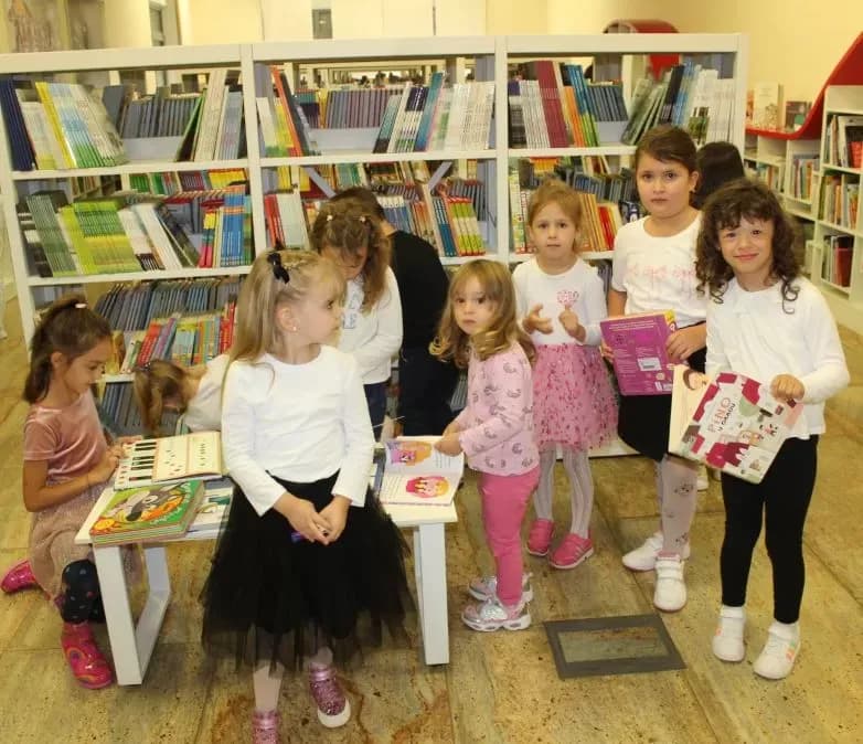 Održano predstavljanje slikovnice ʼMajčine suze-vrelo naše radostiʼ