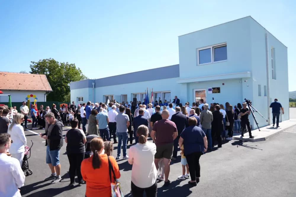 Svečano otvoren novi Dječji vrtić u Eminovcima: Osigurana 32 mjesta za dvije vrtićke skupine