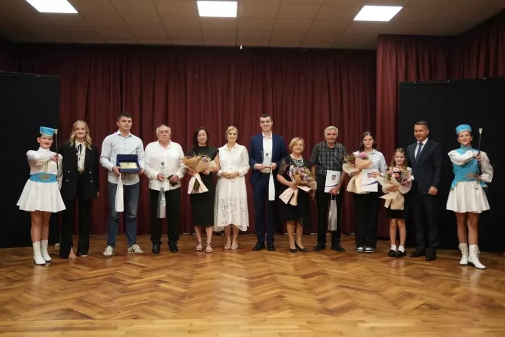 Zaslužnima dodijeljena javna priznanja i zahvalnice povodom obilježavanja Dana grada Kutjeva
