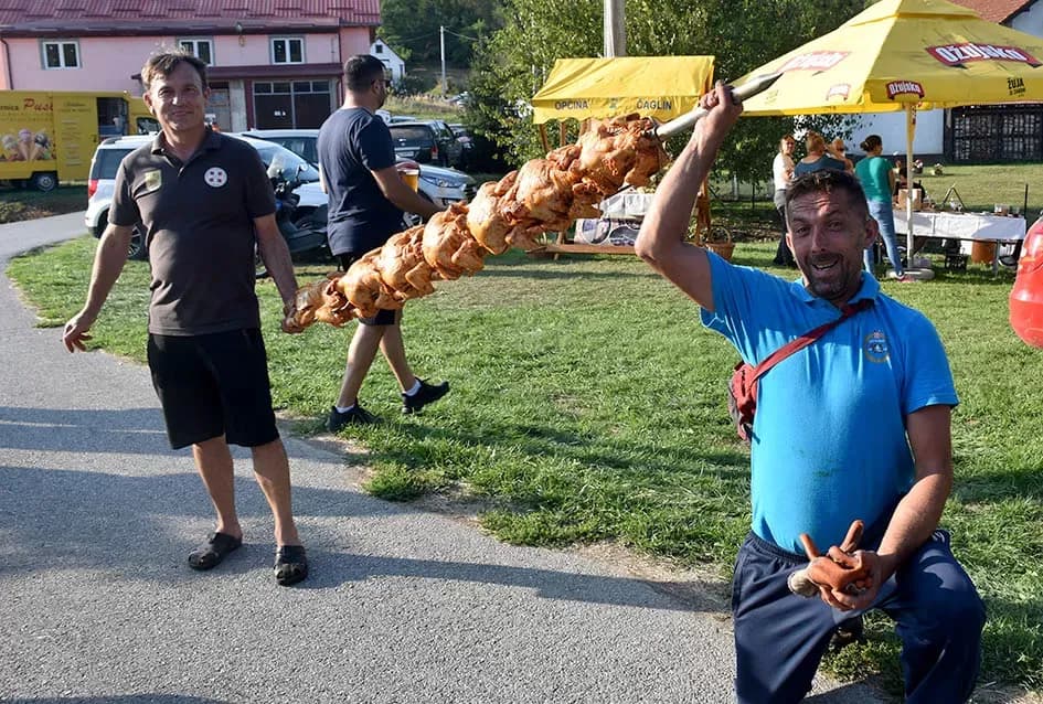(FOTOGALERIJA) Na sedmoj „Iššijadi“ u Ruševu pobjednik Dom za odrasle osobe Ljeskovica