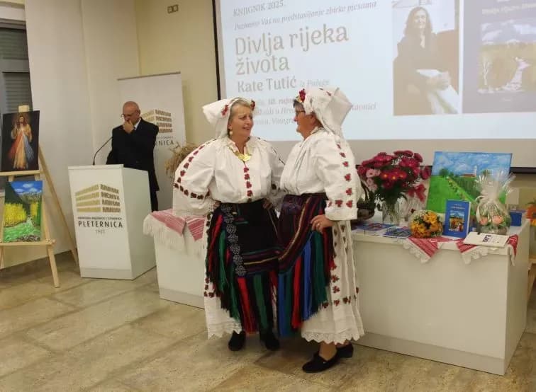 POETSKA VEČER: Predstavljena prva zbirka pjesama Kate Tutić „Divlja rijeka života“
