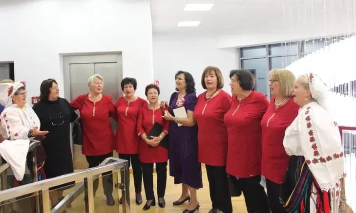 POETSKA VEČER: Predstavljena prva zbirka pjesama Kate Tutić „Divlja rijeka života“