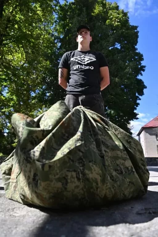 Novi naraštaj ročnika i ročnica stigao u Požegu na dragovoljno vojno osposobljavanje
