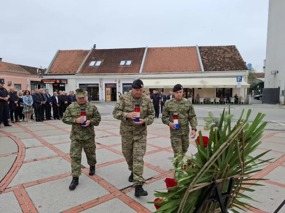 Pripadnici policije uz svoj dan primili odlikovanja, promaknuća i pohvale