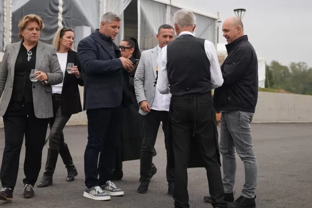 (FOTOGALERIJA) Dan berbe u Vinariji Kutjevo d.d. uz zanimljiva natjecanja
