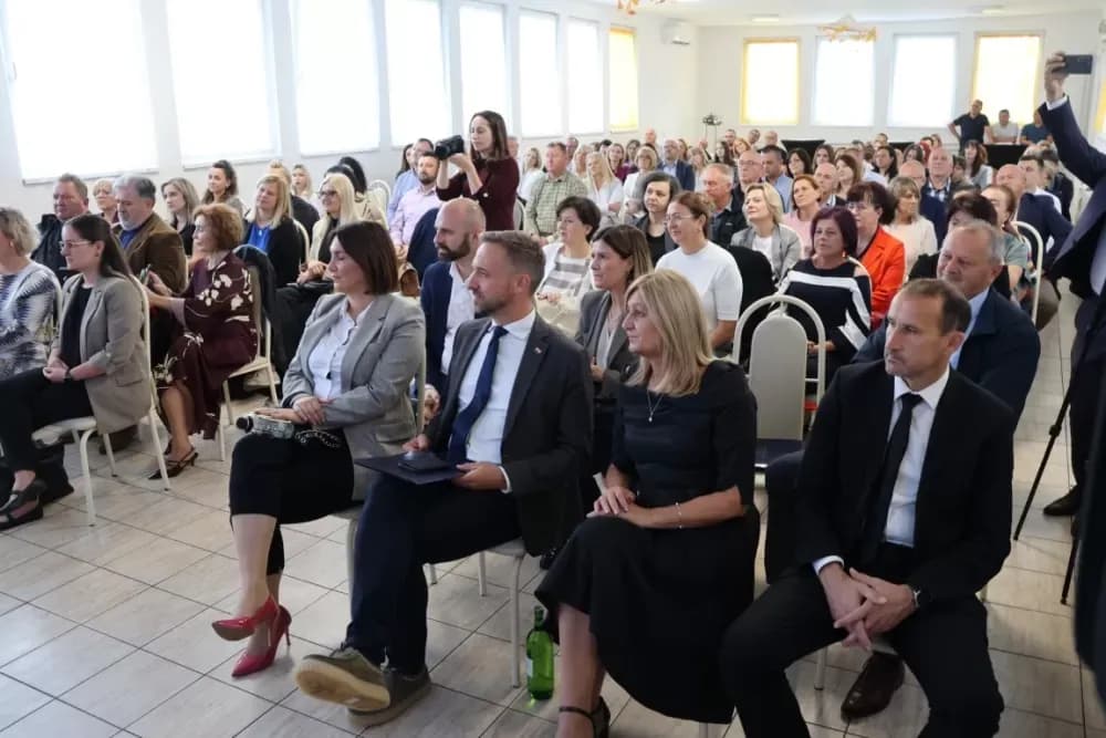 (FOTOGALERIJA) Dom u koji je čuvar prošlosti, graditelj sadašnjosti i temelj budućnosti proslavio 90. obljetnicu svog postojanja