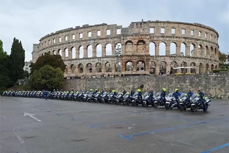 Natjecanje policijskih motorista u Puli: Policijski službenik požeško-slavonske policije Ivan Bosanac osvojio treće mjesto