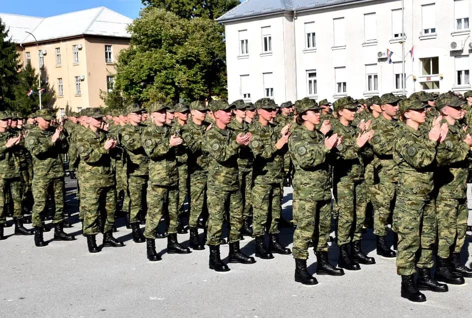 Prisegnuo je 47. naraštaj ročnika u požeškoj vojarni 123. brigade: „Hrvatska vojska nije samo oružana sila, mi smo jamac mira i sigurnosti hrvatskog naroda“