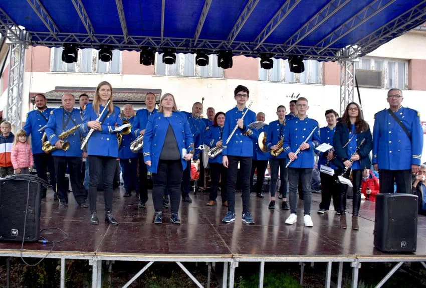 Više tisuća planinara i drugih posjetitelja okupilo se u Kutjevu na tradicionalnoj proslavi Martinja u Kutjevu /FOTOGALERIJA)
