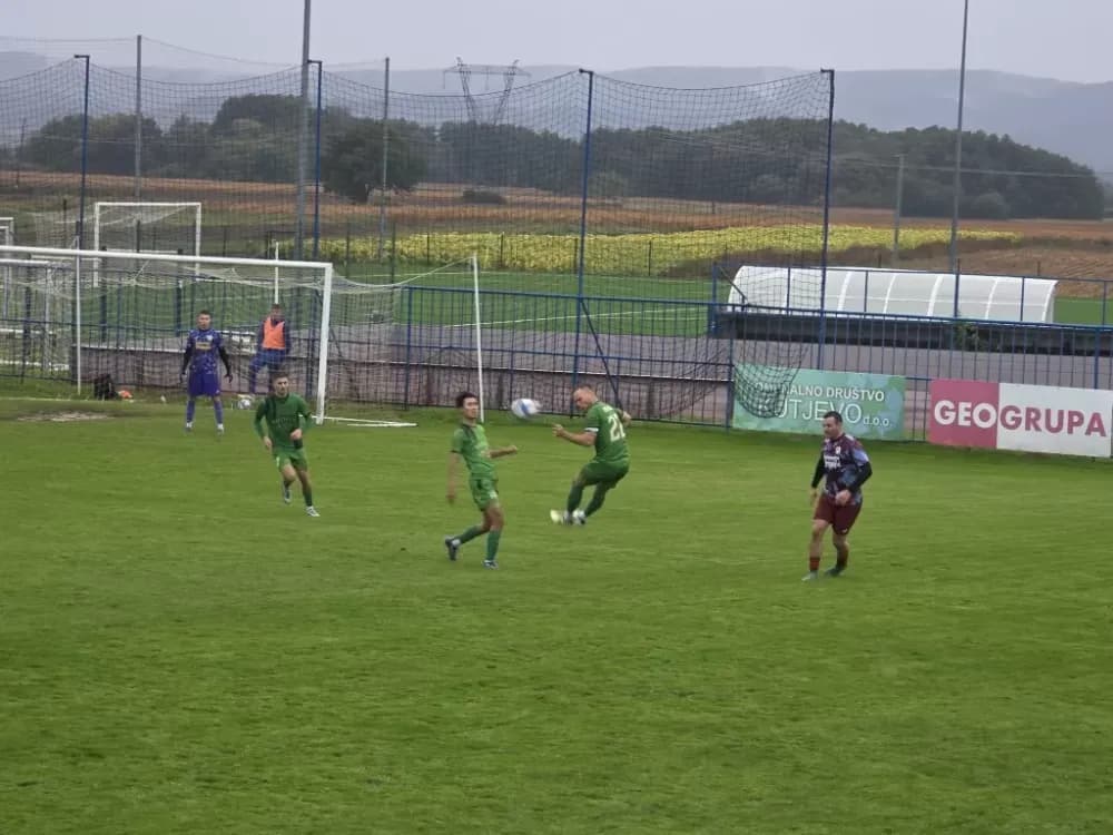 Dramatična završnica donijela pobjedu: NK Kutjevo - NK Vinogorac 3:2