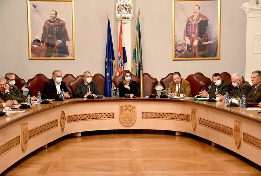 Lovci svih županija raspravljali u Požegi o niz aktualnih tema našeg lovstva