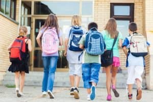 Sufinanciranje udžbenika: Političari će se u 9. mj. malo pokriti po ušima i s osmjehom sjesti u prvi red spektakla od 7 dana i 7 noći”