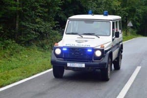 Zbog poplavljenog kolnika zatvorena cesta Požega - Pakrac za sav promet