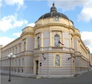 Prekida se tradicija sudovanja koja je stara 300 godina: Vrhovni sud odbio prigovor Požežana-sedmero sudaca i djelatnika će putovati u Slavonski Brod, a troškovi enormno rastu
