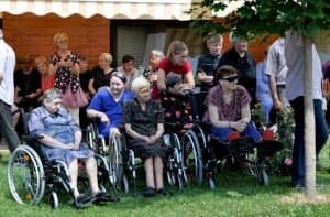 Proslava Dana obitelji u Domu za starije osobe Ljeskovica: "Obitelj nam pruža sigurnost i utočište u trenucima kada nam je najteže" /FOTOGALERIJA/