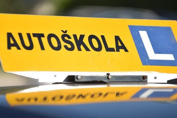 Polaganje vozačkih ispita u Požegi bolje ide na testovima, nego na vožnji