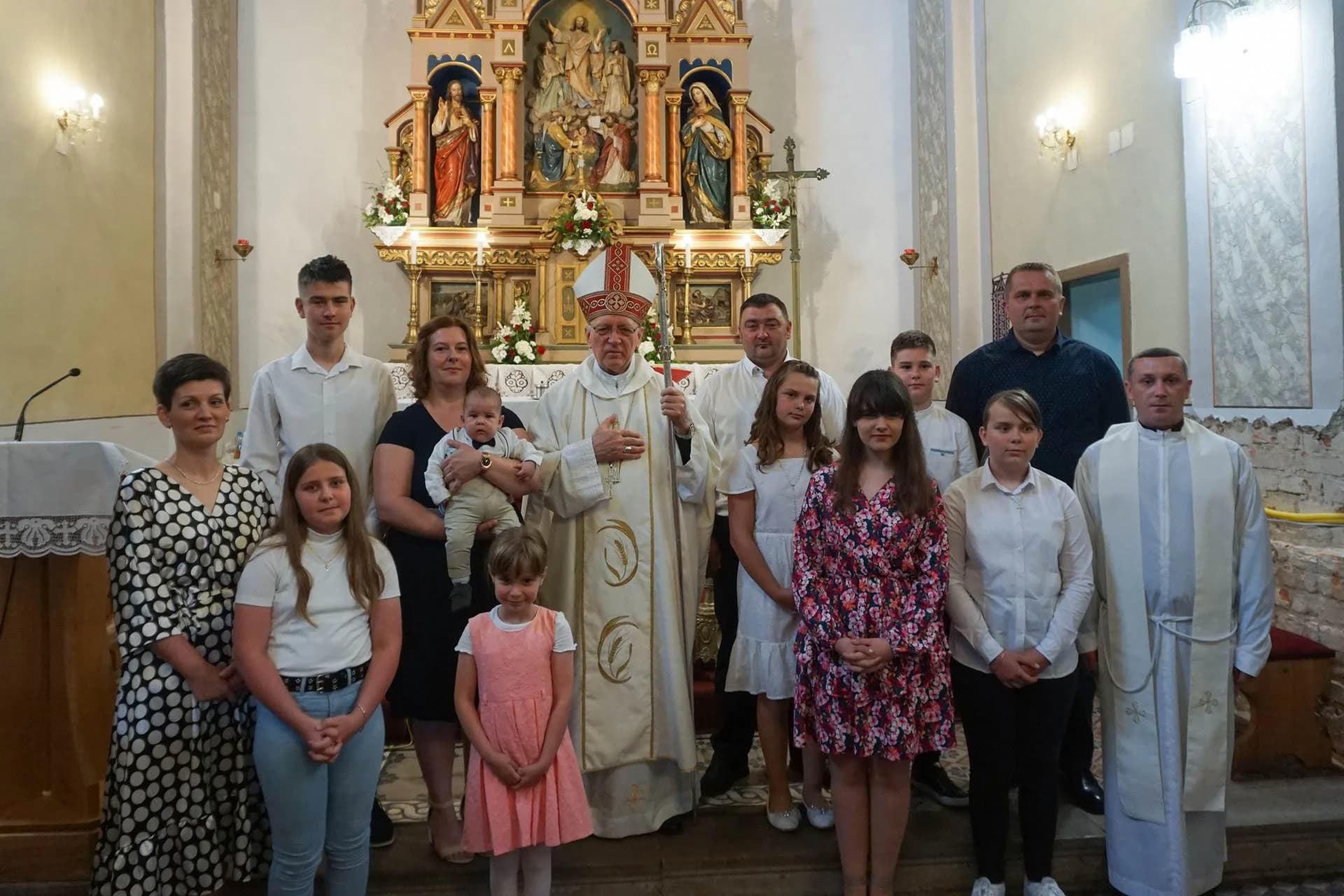 Kršteno peto dijete roditelja Obućina u Bučju