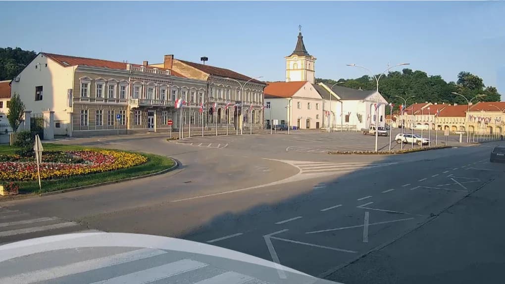 /OBAVIJEST/ Posebna regulacija prometa na Trgu sv. Trojstva
